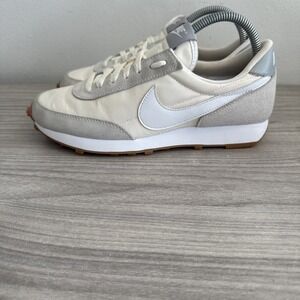 Nike Women's Daybreak Shoes Sneakers Summit White/White/Ivory CK2351-101 Sz 8